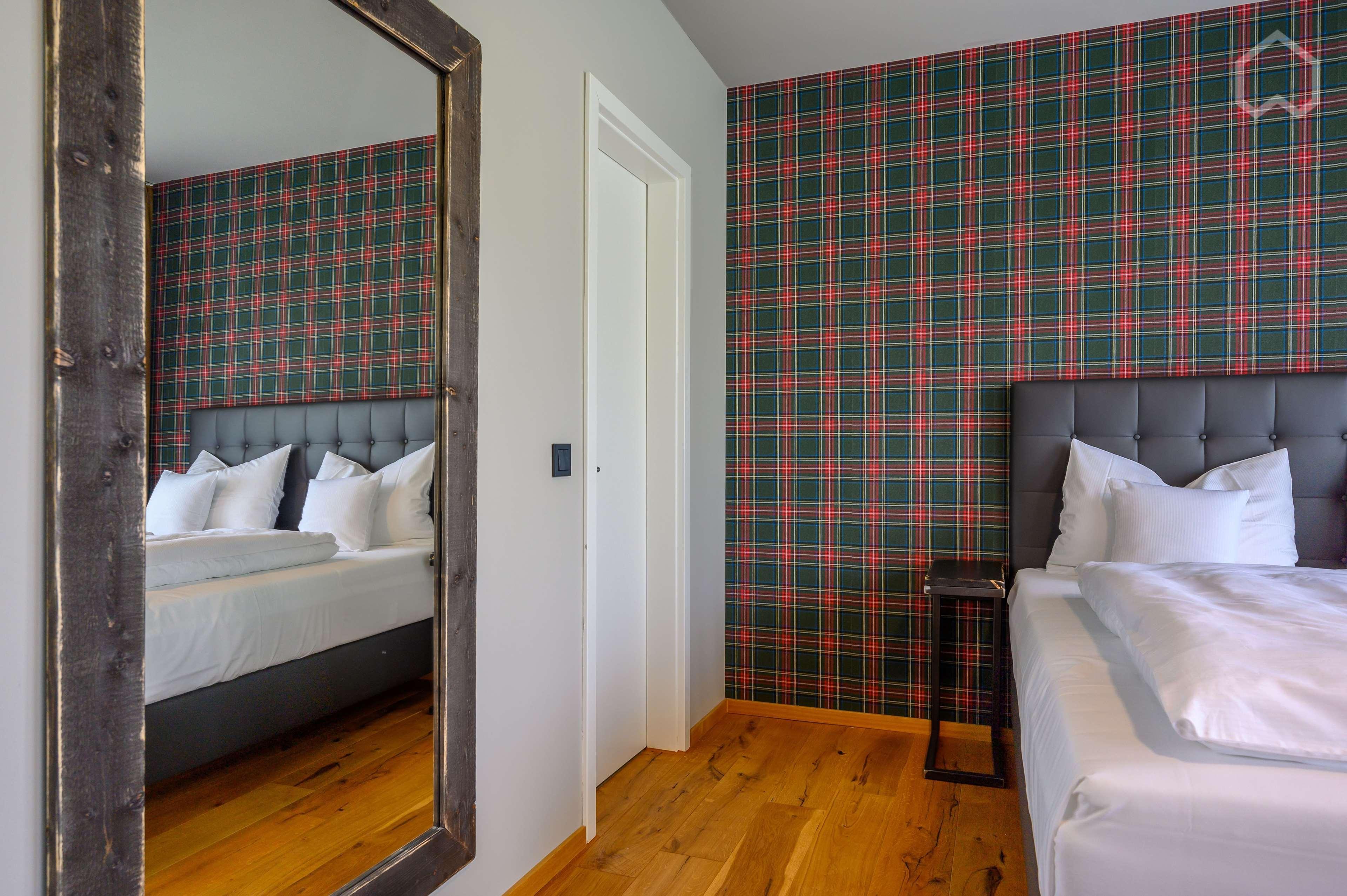 Loftstyle Hotel Eningen; Sure Hotel Collection By BW Eningen unter Achalm Bagian luar foto