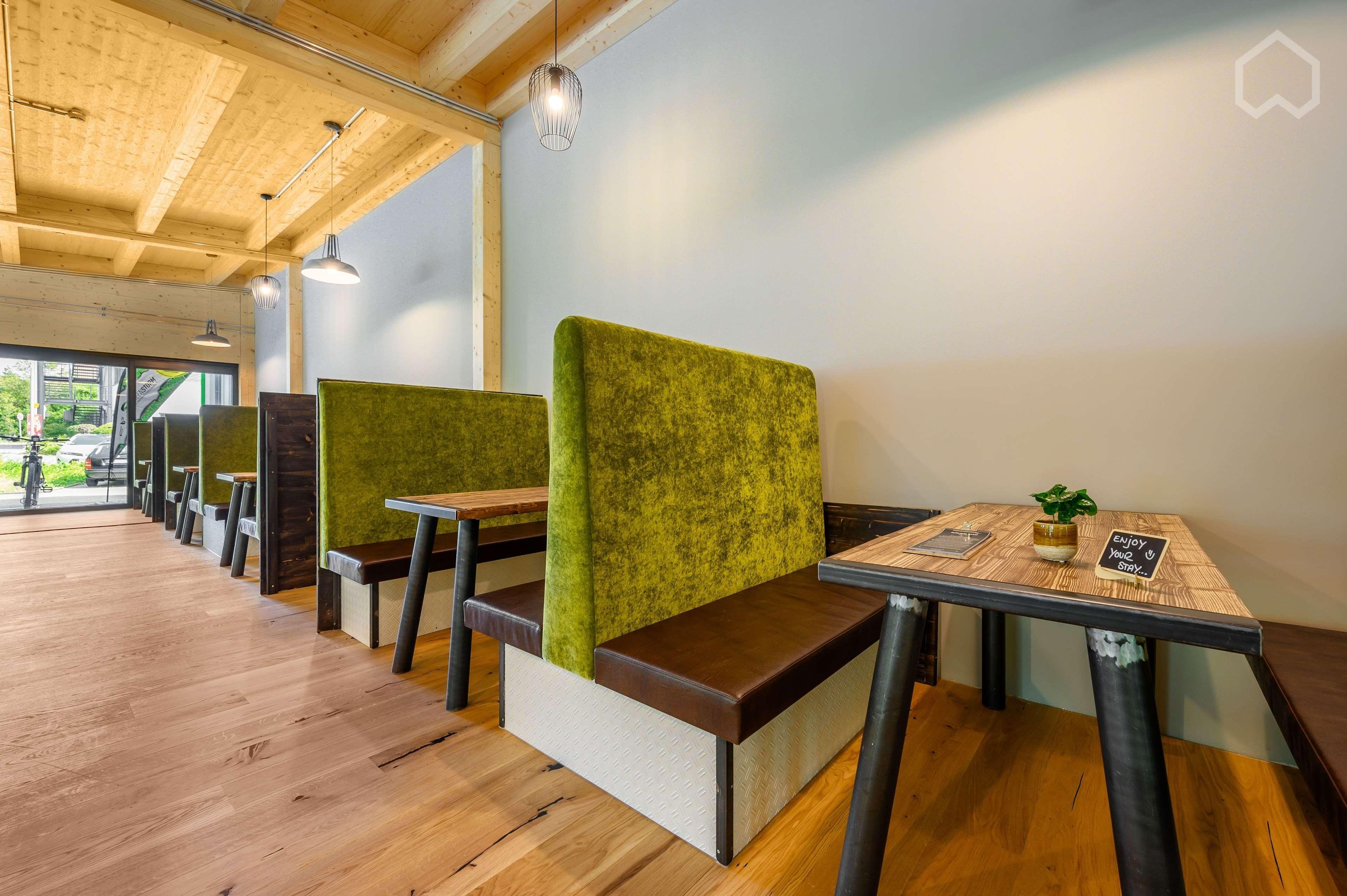 Loftstyle Hotel Eningen; Sure Hotel Collection By BW Eningen unter Achalm Bagian luar foto